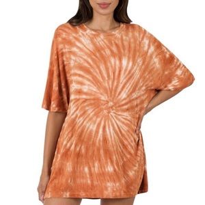 NEW! ZENANA Oversized Boyfriend T-Shirt Orange Tie Dye Size MEDIUM Short Sleeve